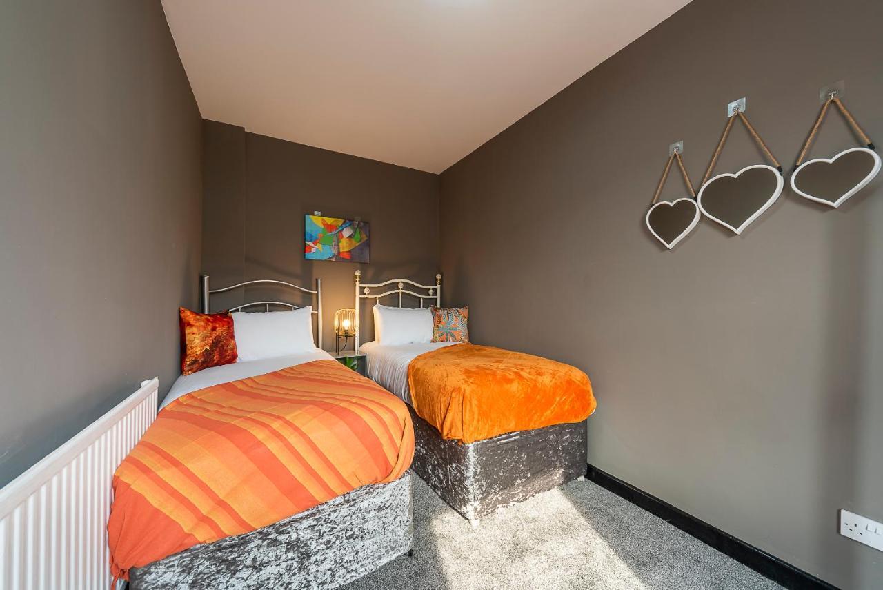 Art-Filled Bohemian 1 Bedroom Apt 2 Beds Colourful Praise Inn Apartment Kingston upon Hull Exteriér fotografie